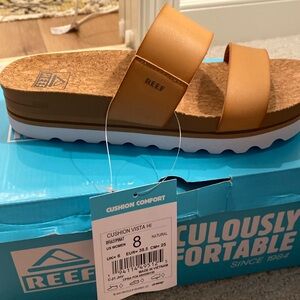 REEF brand new sandals